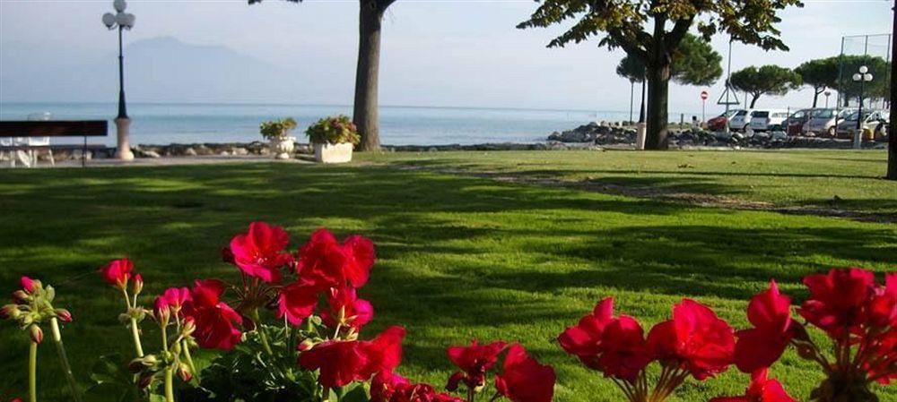 Hotel Lugana Parco Al Lago Sirmione Exterior photo